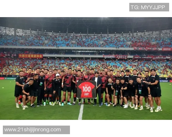 广州足球队技术实力大幅提升创新高引发球迷热议与期待MBA 广州足球队技术实力大幅提升创新高引发球迷热议与期待MBA